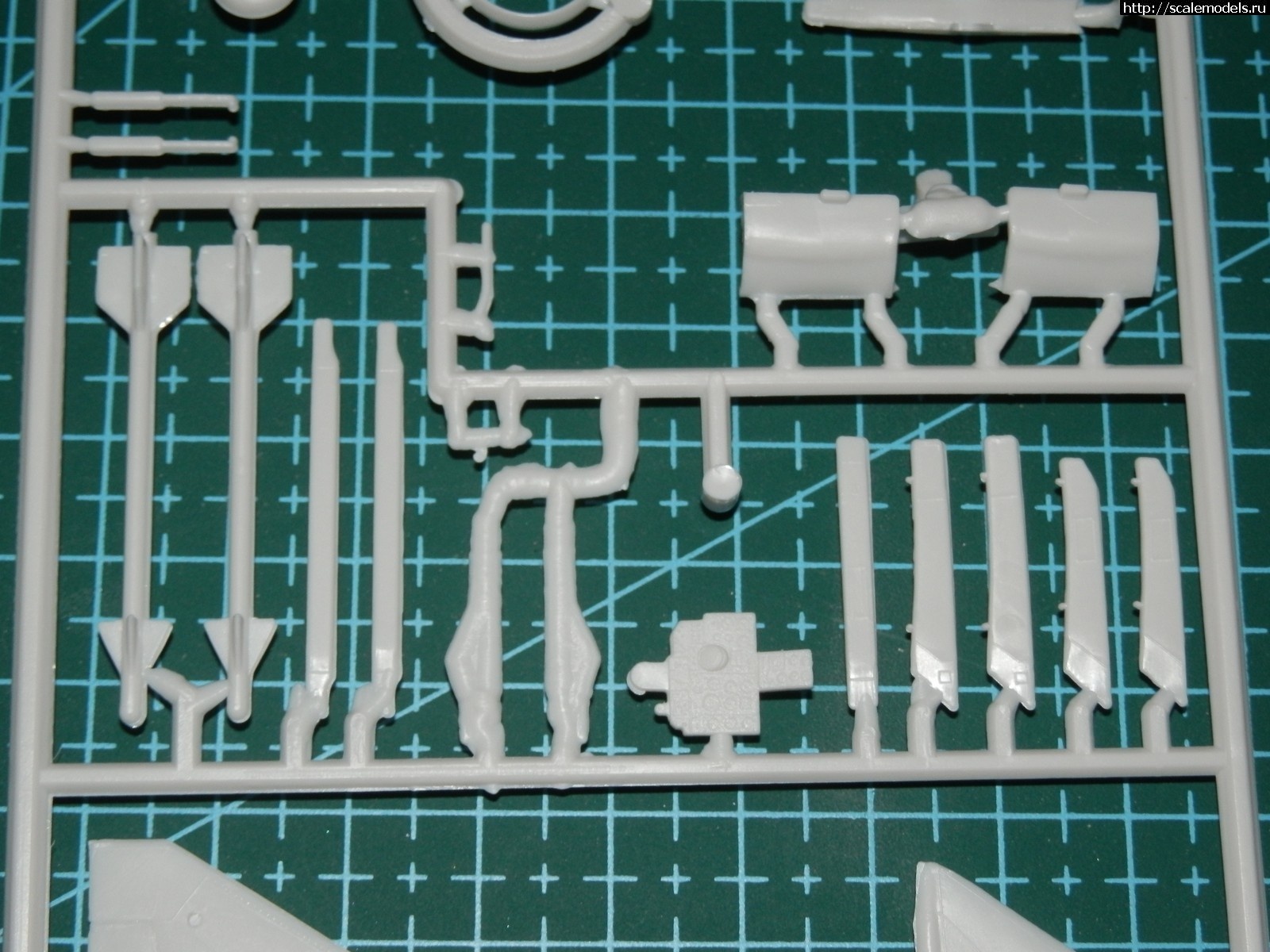 1749660217_mig-21mf-Smer-031.jpg : #1882404/  -21 (1/72) SMER  