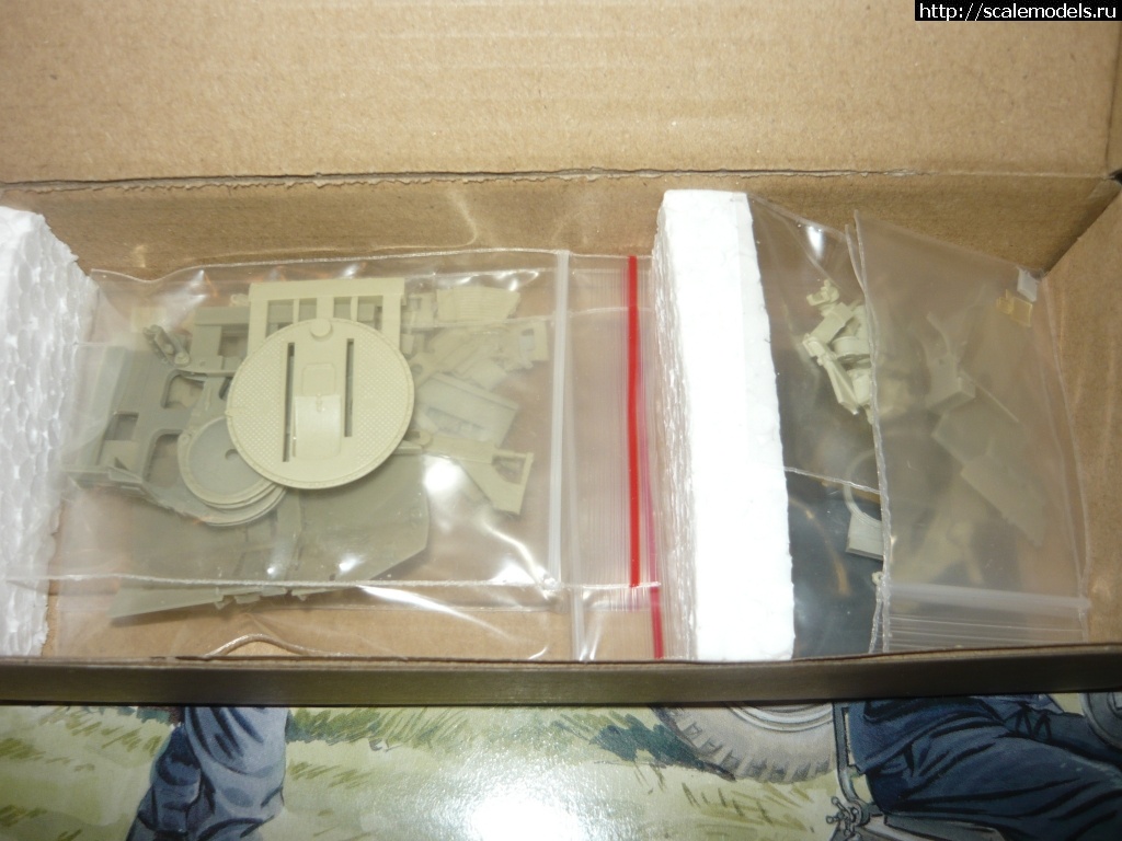 1751451725_P1210959.JPG :      1/35  1/72 .    