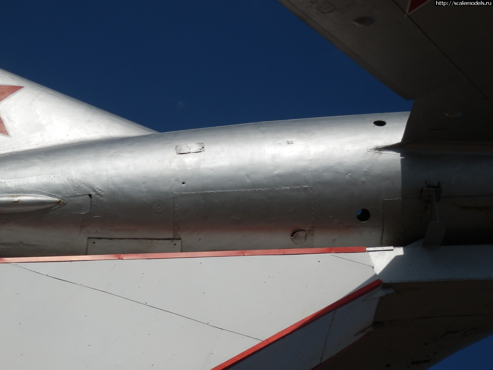 1753040558_mig-17-taman-048.jpg : Walkraround -17    