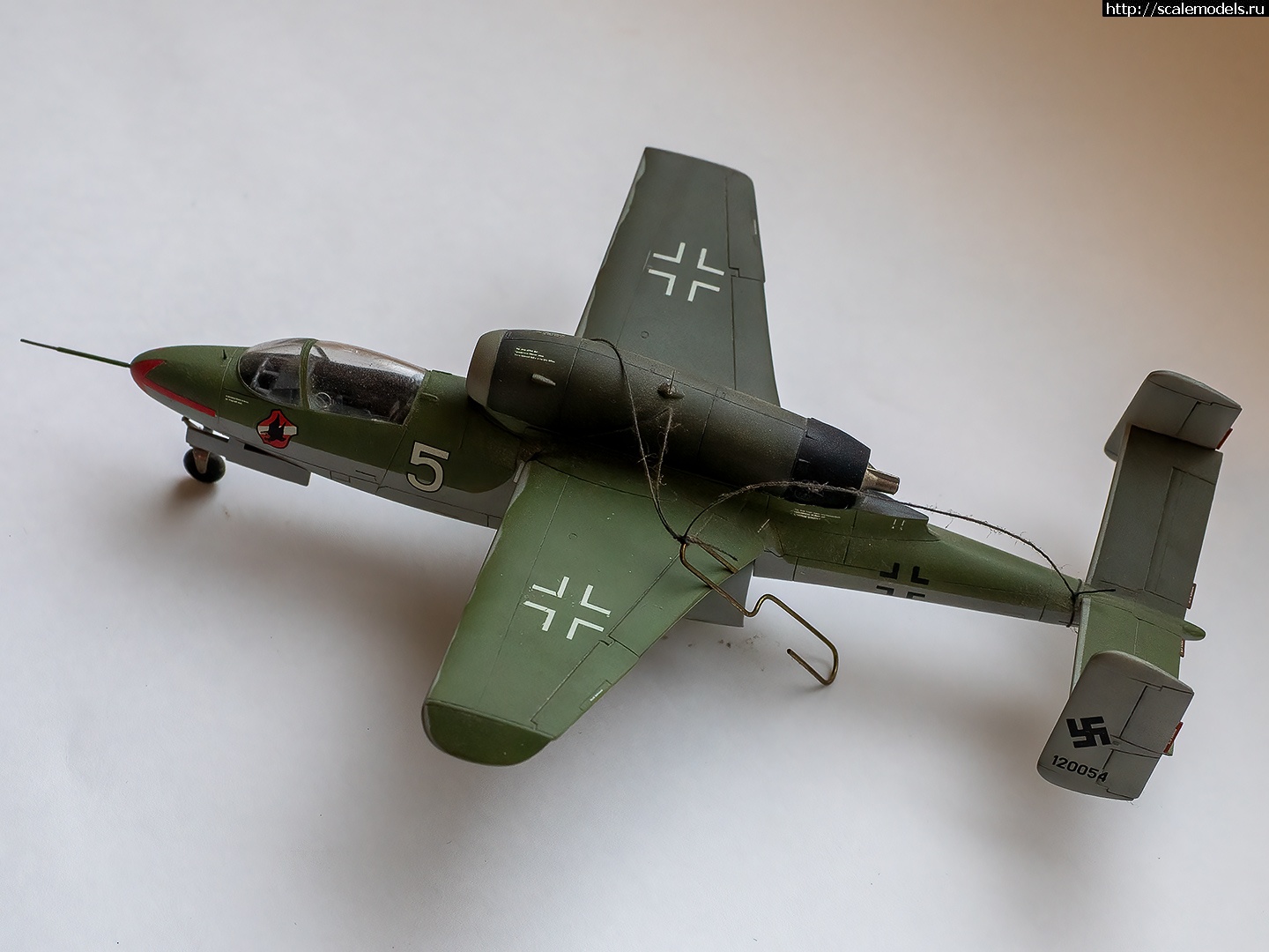 1753120086_Heinkel-He-162-A-2_7193151.jpg : ��� ������� (�������, 1:48 ) ������� ����