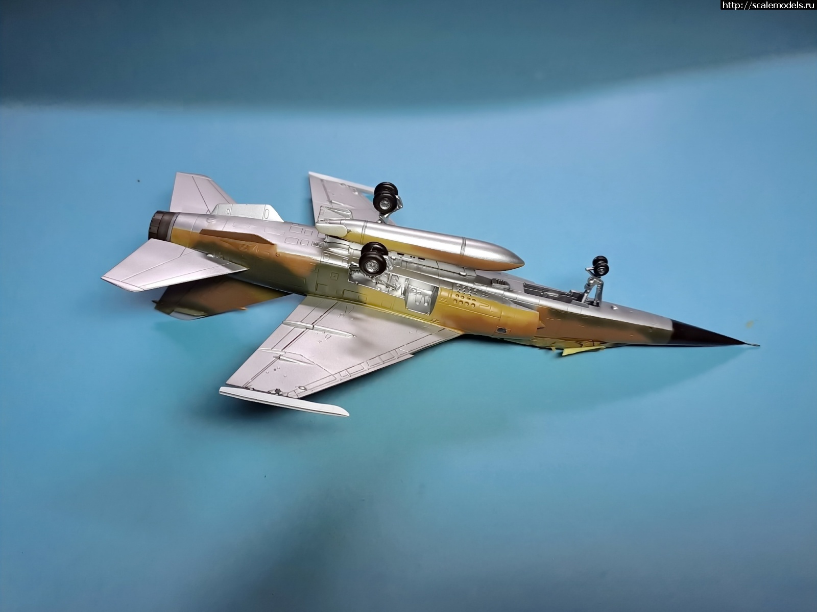 1753624300_20250727_172429.jpg : #1886735/ Mirage F.1BE Special Hobby 1/72  