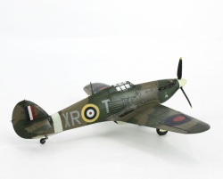 Academy 1/72 Hawker Hurricane Mk.I: 1754765615_3.jpg