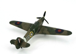 Academy 1/72 Hawker Hurricane Mk.I: 1754765626_4.jpg