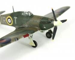 Academy 1/72 Hawker Hurricane Mk.I: 1754765845_23.jpg