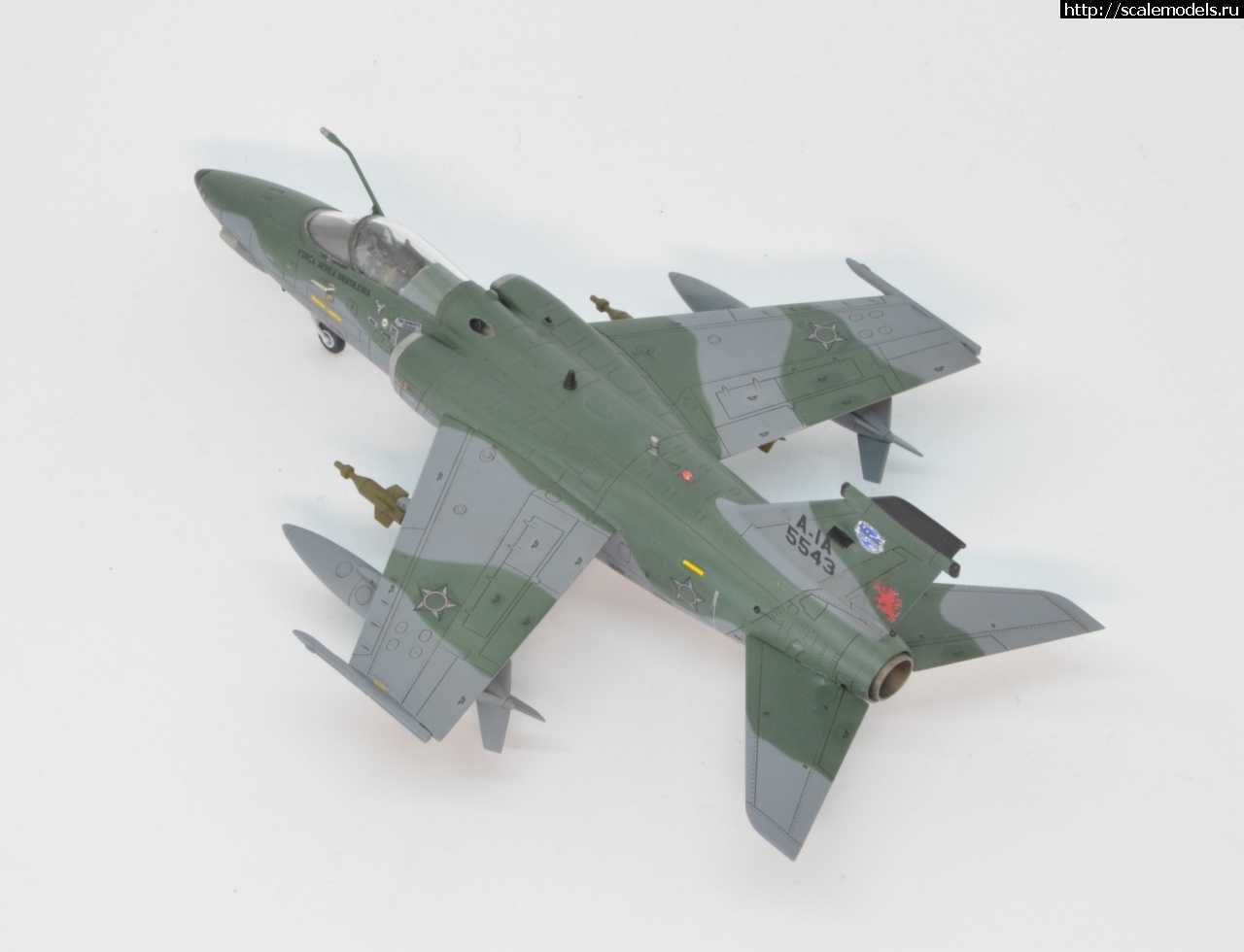 1756911815_DSC_0644.jpg : #1889227/ Embraer AMX A-1A 1/72 Italeri + Duarte  