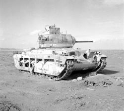 Italeri 1/72 Infanterie Panzerkampfwagen Mk.II 748(e) - Matilda II of the Afrika Korps: 1756734818_157bd14663c2bb447d34e81007aa5409.jpg