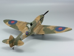 Eduard 1/48 Spitfire Mk 1   ,   : 1757998781_18.JPG