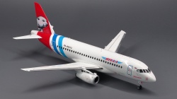  1/144 SSJ  100 : 1759091154_Model017.JPG