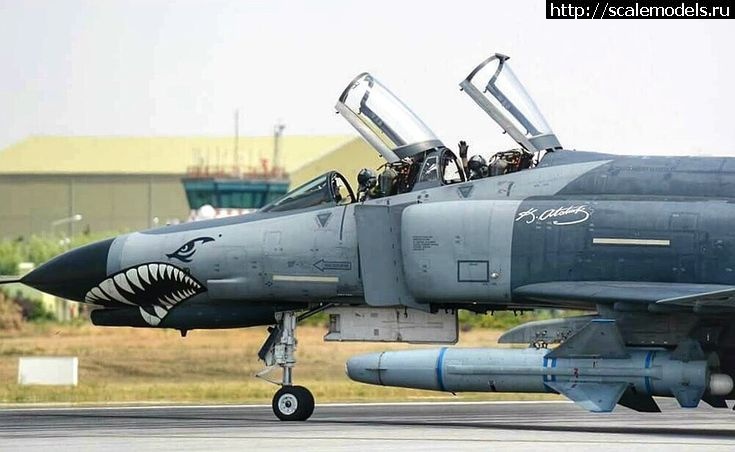 1760019868_78934bf57004ffd06c313f9908c009b7.jpg : #1891732/   F-4 Phantom (  )  