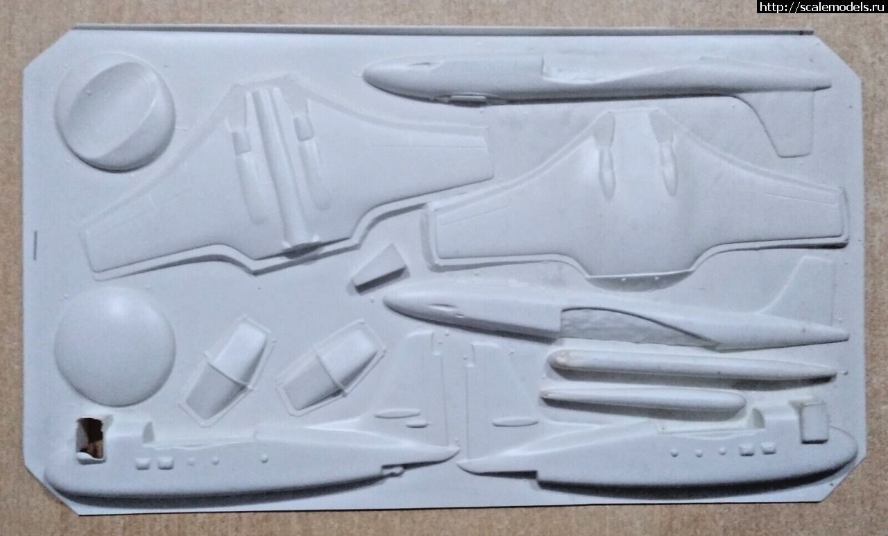 1760385921_61041_1715262902236.jpg : #1892026/   .:-)   F2H-4    1:72  