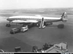  Revell 1/144 L 1049G Super Constellation: 1760876514_167-D-ALEM-4603---1.jpg