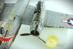Academy 1/48 B-25G Mitchell: 1761128316_28.jpg