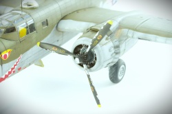 Academy 1/48 B-25G Mitchell: 1761128321_32.jpg