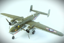 Academy 1/48 B-25G Mitchell: 1761128323_34.jpg