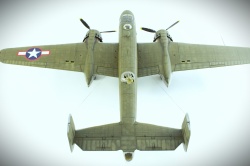 Academy 1/48 B-25G Mitchell: 1761128325_36.jpg