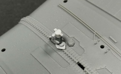 G.W.H 1/32 Flying Tigers Curtiss Hawk 81-A2: 1761918231_05.jpg