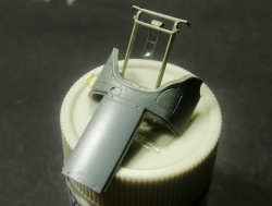 G.W.H 1/32 Flying Tigers Curtiss Hawk 81-A2: 1761918258_08-1.jpg