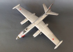 Trumpeter 1/72 -28  96: 1762173788_12.jpg