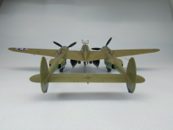 Academy 1/72 P-38J Lighting, �/� 5, Maj. Maxwell H. Glenn: 1767172112_IMG_20251231_001952.jpg