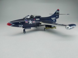 HobbyBoss 1/72 Grumman F9F-2P Panther, �/� 72: 1767634328_IMG_20260105_034805.jpg