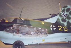 �������� 1/72 Me 163B-1a Komet, �/� 26, 1./JG 400, Brüggen: 1767885082_canada003.jpg