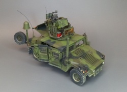 Bronco 1/35 HMMWV H.E.C.U. with Minigun/Mk47 Striker: 1768601062_11.jpg