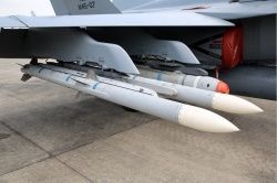 ����� Hasegawa 1/72 Aircraft weapons � 8 (���.35113) X72-13: 1771665031_1.jpg