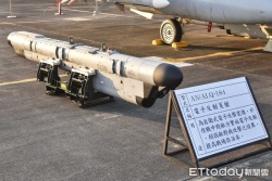 ����� Hasegawa 1/72 Aircraft weapons � 8 (���.35113) X72-13: 1771665395_5.jpg