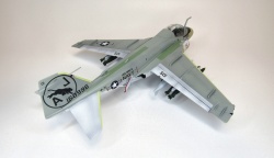 Hasegawa 1/72 A-6E Intruder: 1772312501_7.JPG