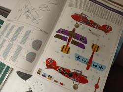 Eduard 1/72 Albatros D.V: 1772871896_1770994458568.jpg