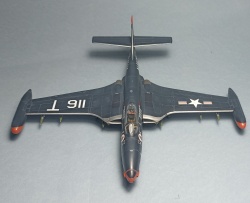 McDonnell 1/72 FH-1 Phanton, F2H-2, F2H-4 Banshee - ������� �������� ����: 1773291343_IMG_20251217_225018.jpg