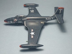 McDonnell 1/72 FH-1 Phanton, F2H-2, F2H-4 Banshee - ������� �������� ����: 1773291388_IMG_20251217_225123.jpg