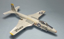 McDonnell 1/72 FH-1 Phanton, F2H-2, F2H-4 Banshee - ������� �������� ����: 1773291589_IMG_20251126_224124.jpg