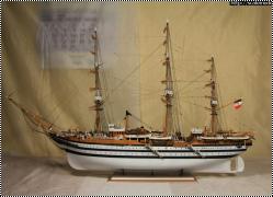 Heller 1/150 Amerigo Vespucci