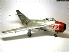 Trumpeter 1/32 -15