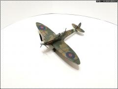 Airfix 1/72 Supermarine Spitfire MkIIa -   