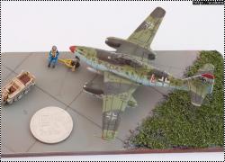 Trumpeter 1/144 Me-262 Schwalbe