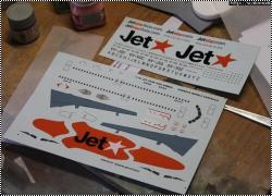    Hawkeye Models  1/144 Airbus A-320
