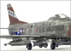 Kittyhawk 1/32 F-86 Sabre Dog