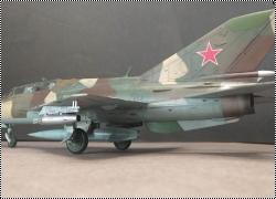 Trumpeter 1/48 -21