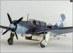 Revell 1/48 Curtiss SB2C-4 Helldiver