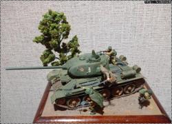 Восточный экспресс 1/35 T-34-85