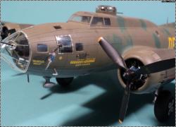 HK Models 1/48 B-17F Memphis Belle - знаменитая Красотка