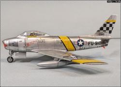 Academy 1/72 F-86F Sabre - Красотка Батч II Дж. Макконела