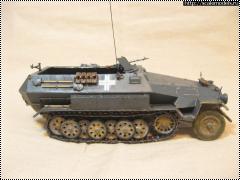 Звезда 1/35 Sd.Kfz.251/1 Ausf.B Ханомаг (Zvezda Hanomag)