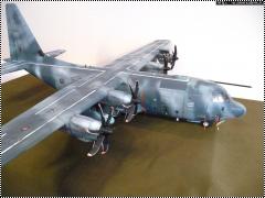 Italeri 1/48 С-130J Hercules