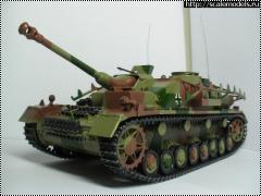  1/35 StuG IV (Zvezda)