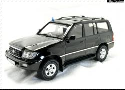 Fujimi 1/24 Toyota Land Cruiser 100