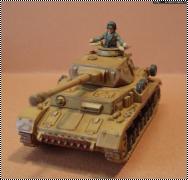 Plastic Soldiers 1/100 Pz.Kpfw.IV -  