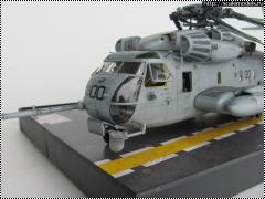 Academy 1/48 CH-53E Super Stallion